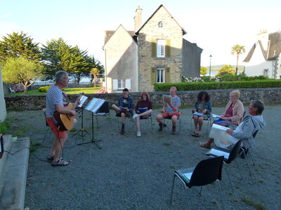Les Veillées-Chansons en Bretagne : Album de Anne et Manon Landévennec juillet 2020, P1240918