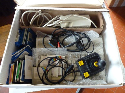 Amiga 600, P1020407.JPG