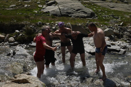 2020-07-27-08-02-grand-paradis, 2020-07-31-alpes-aventure-refuge-chabod-12