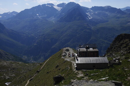 2020-07-27-08-02-grand-paradis, 2020-07-31-alpes-aventure-refuge-chabod-15