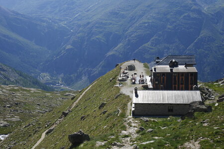 2020-07-27-08-02-grand-paradis, 2020-07-31-alpes-aventure-refuge-chabod-18