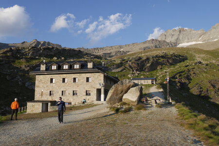 2020-07-27-08-02-grand-paradis, 2020-07-31-alpes-aventure-refuge-chabod-35