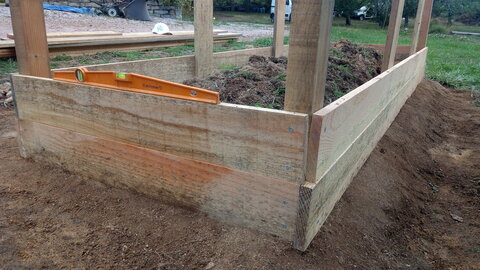 Lavernois vivrier 01 : mes premiers bacs potagers, Mais bon, je ne suis pas mécontent de m’en être sorti quand même.