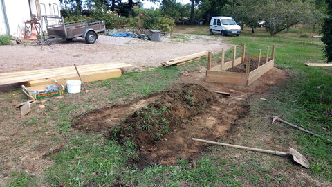 Lavernois vivrier 01 : mes premiers bacs potagers, P_20200829_124136