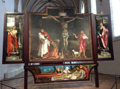 Colmar: musée d’Unterlinden. Le bâtiment qui abrite le musée est  un ancien couvent de dominicaines fondé au 13ème siècle.L’oeuvre majeure de ce musée est le retable d’Issenheim, de Grünewald., 488106B6-157D-43B1-A13D-8FA22D4332EB