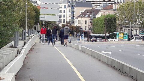 Points noirs, point noir Pont de puteaux