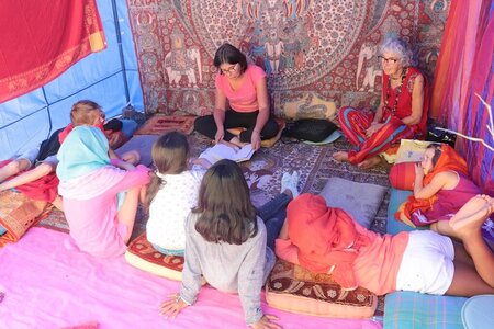 Rythmes et Couleurs de l'Inde 2020, Rythmes et Couleurs de l’Inde 7 tente a contes  3 