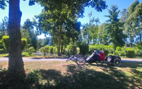 balade Vélo 2020 le long des côtes, mon atelage, ouais, le slip qui seche accroché au mats du drapeau c'est moyen