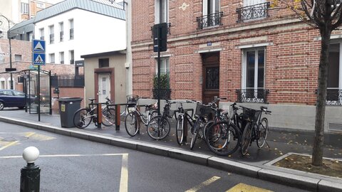 Stationnements vélos, Voilin lycee 6 arceaux