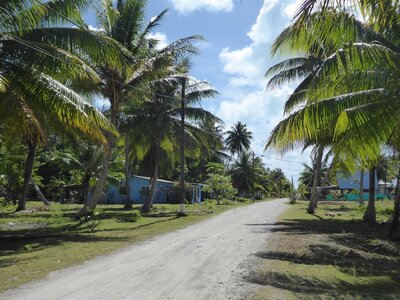 Anaa, Village Tuuhora  1 