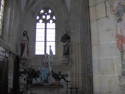 Entre Plouay et Ploerdut<br>@copyleft <a href=https://www.le-fab-lab.com>Le Fab'Blab</a> Licence Art Libre, kernascleden-eglise-15