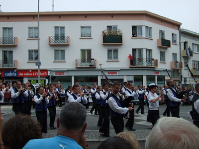 Grande parade festival Lorient 2008<br>@copyleft <a href=https://www.le-fab-lab.com>Le Fab'Blab</a> Licence Art Libre, bagad-keriz_clichy-2