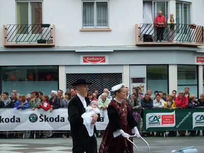 Grande parade festival Lorient 2008<br>@copyleft <a href=https://www.le-fab-lab.com>Le Fab'Blab</a> Licence Art Libre, bagad-plougastell-2