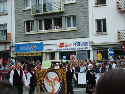 Grande parade festival Lorient 2008<br>@copyleft <a href=https://www.le-fab-lab.com>Le Fab'Blab</a> Licence Art Libre, bagad-ronsed-mor-locoal-mendon
