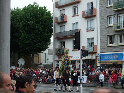 Grande parade festival Lorient 2008<br>@copyleft <a href=https://www.le-fab-lab.com>Le Fab'Blab</a> Licence Art Libre, grupo-de-danza-escontral-raiganu2