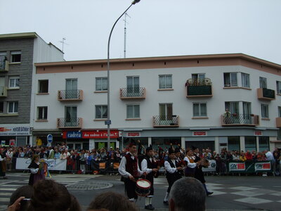 Grande parade festival Lorient 2008<br>@copyleft <a href=https://www.le-fab-lab.com>Le Fab'Blab</a> Licence Art Libre, grupo-de-danza-escontral-raiganu3