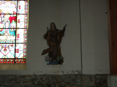 Étel et Saint Cado<br>@copyleft <a href=https://www.le-fab-lab.com>Le Fab'Blab</a> Licence Art Libre, statue-eglise-etel