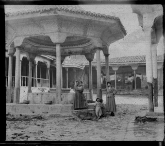 265 Μια ρομαντική βόλτα μέχρι τον Μεβλεβή χανέ σε λήψεις Gaston Chérau, 23379945_286128608543446_6971215388199638782_n