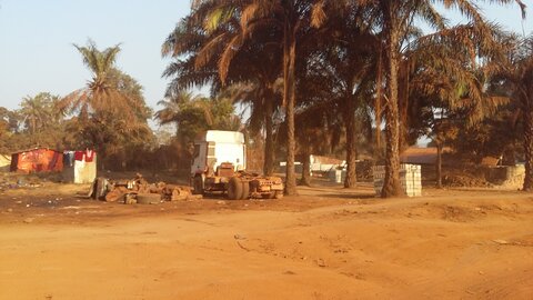Premiers pas en Guinée, Trajet Conakry-Mamou