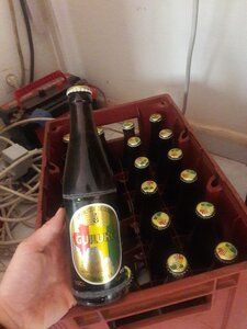 Premiers pas en Guinée, Ça y est, on a trouvé où acheter des bières à emporter à Mamou !