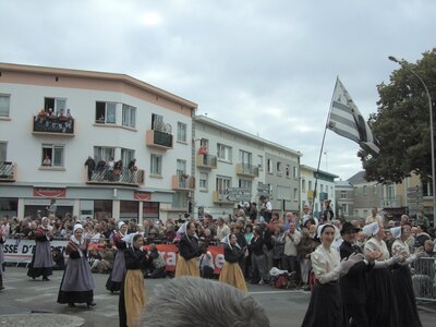 Festival interceltique Lorient 2010<br>@copyleft <a href=https://www.le-fab-lab.com>Le Fab'Blab</a> Licence Art Libre, grande-parade-festival-lorient-006