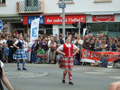 Festival interceltique Lorient 2010<br>@copyleft <a href=https://www.le-fab-lab.com>Le Fab'Blab</a> Licence Art Libre, grande-parade-festival-lorient-043