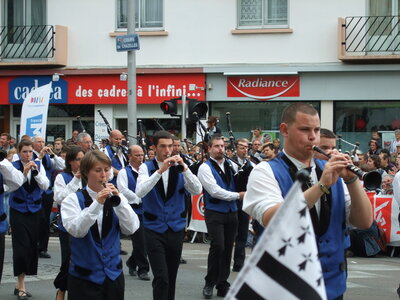 Festival interceltique Lorient 2010<br>@copyleft <a href=https://www.le-fab-lab.com>Le Fab'Blab</a> Licence Art Libre, grande-parade-festival-lorient-045