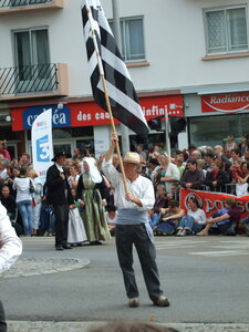 Festival interceltique Lorient 2010<br>@copyleft <a href=https://www.le-fab-lab.com>Le Fab'Blab</a> Licence Art Libre, grande-parade-festival-lorient-072