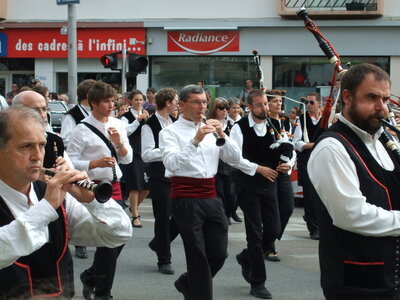 Festival interceltique Lorient 2010<br>@copyleft <a href=https://www.le-fab-lab.com>Le Fab'Blab</a> Licence Art Libre, grande-parade-festival-lorient-077