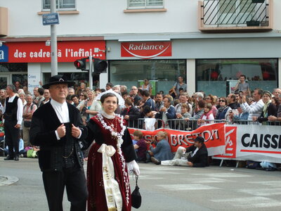 Festival interceltique Lorient 2010<br>@copyleft <a href=https://www.le-fab-lab.com>Le Fab'Blab</a> Licence Art Libre, grande-parade-festival-lorient-081