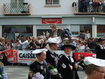 Festival interceltique Lorient 2010<br>@copyleft <a href=https://www.le-fab-lab.com>Le Fab'Blab</a> Licence Art Libre, grande-parade-festival-lorient-083