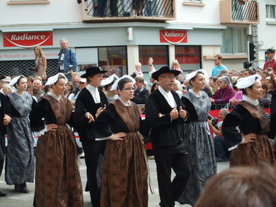 Festival interceltique Lorient 2010<br>@copyleft <a href=https://www.le-fab-lab.com>Le Fab'Blab</a> Licence Art Libre, grande-parade-festival-lorient-088