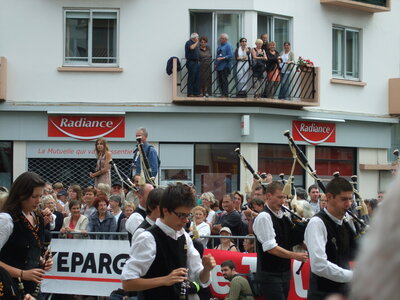 Festival interceltique Lorient 2010<br>@copyleft <a href=https://www.le-fab-lab.com>Le Fab'Blab</a> Licence Art Libre, grande-parade-festival-lorient-095