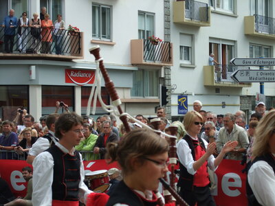 Festival interceltique Lorient 2010<br>@copyleft <a href=https://www.le-fab-lab.com>Le Fab'Blab</a> Licence Art Libre, grande-parade-festival-lorient-104