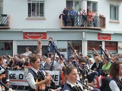 Festival interceltique Lorient 2010<br>@copyleft <a href=https://www.le-fab-lab.com>Le Fab'Blab</a> Licence Art Libre, grande-parade-festival-lorient-105
