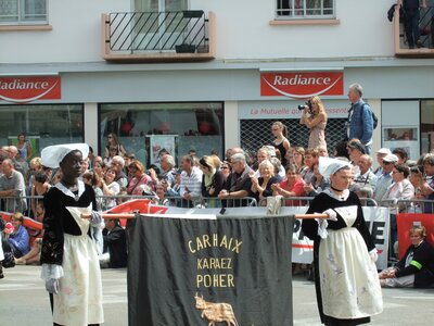 Festival interceltique Lorient 2010<br>@copyleft <a href=https://www.le-fab-lab.com>Le Fab'Blab</a> Licence Art Libre, grande-parade-festival-lorient-106