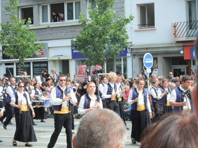 Festival interceltique Lorient 2010<br>@copyleft <a href=https://www.le-fab-lab.com>Le Fab'Blab</a> Licence Art Libre, grande-parade-festival-lorient-112