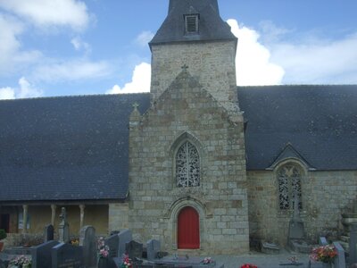 Calan, Pontcallec, Sainte-Anne des Bois<br>@copyleft <a href=https://www.le-fab-lab.com>Le Fab'Blab</a> Licence Art Libre, calan-eglise-exterieure01