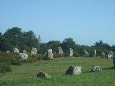 Carnac 2011<br>@copyleft <a href=https://www.le-fab-lab.com>Le Fab'Blab</a> Licence Art Libre, carnac-menhir02