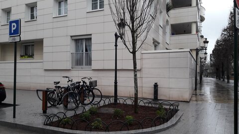 Stationnements vélos, Voltaire 3 arceaux