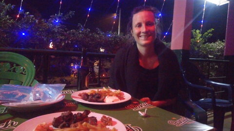 Au Centre et décentrés !, Une assiette de brochettes-frites à la Pergola !