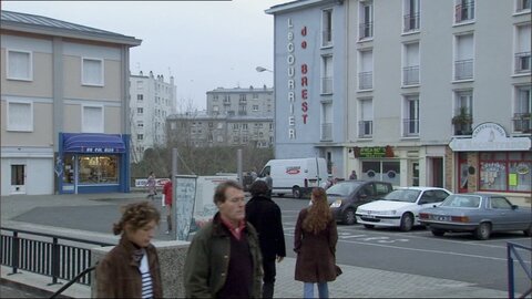 Dolmen, Le Courrier de Brest