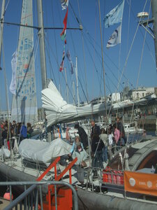 Tara au port de plaisance Lorient 2012<br>@copyleft <a href=https://www.le-fab-lab.com>Le Fab'Blab</a> Licence Art Libre, retour-tara-05