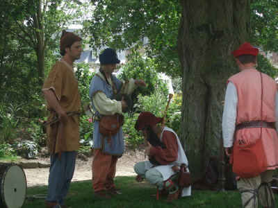 Fête des remparts Dinan 2012<br>@copyleft <a href=https://www.le-fab-lab.com>Le Fab'Blab</a> Licence Art Libre, dinan-fete-des-remparts-2012-10