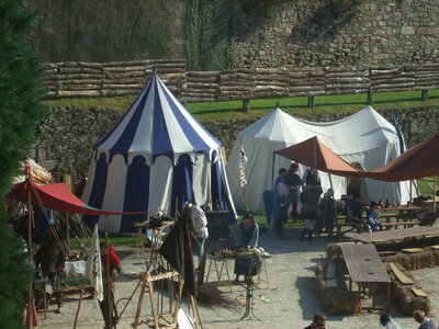 Fête des remparts Dinan 2012<br>@copyleft <a href=https://www.le-fab-lab.com>Le Fab'Blab</a> Licence Art Libre, dinan-fete-des-remparts-2012-17