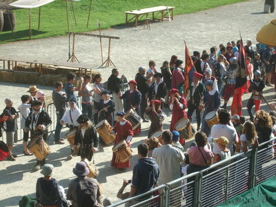 Fête des remparts Dinan 2012<br>@copyleft <a href=https://www.le-fab-lab.com>Le Fab'Blab</a> Licence Art Libre, dinan-fete-des-remparts-2012-24