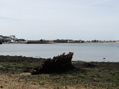 Locmiquelic 2012<br>@copyleft <a href=https://www.le-fab-lab.com>Le Fab'Blab</a> Licence Art Libre, locmiquelic-port-louis-47