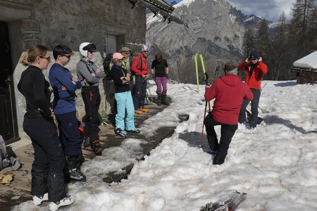 2021-03-07-12-ski-etoiles-en-ecrins, alpes-aventure-ski-randonnee--puy-saint-vincent-col-pre-rouge-2021-03-08-03