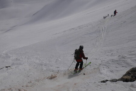 2021-03-07-12-ski-etoiles-en-ecrins, alpes-aventure-ski-randonnee--vallon-du-crachet-vallon-infernet--2021-03-09-05