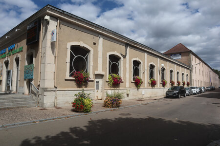 20200813-02 GR7 Ballon d'Alsace - Grancey - Beaune, 1622 Bourbonne-les-Bains, l'office de tourisme